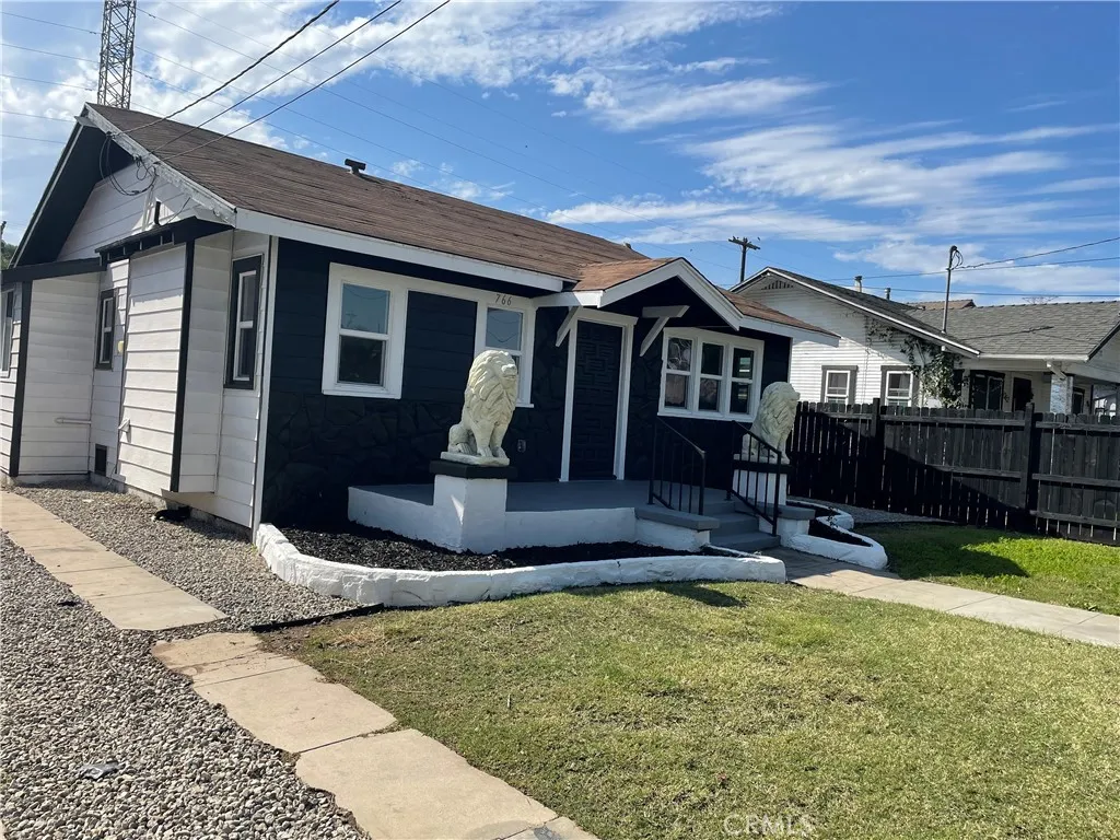 760 W 97th, Los Angeles, California 90044 home-pic-2